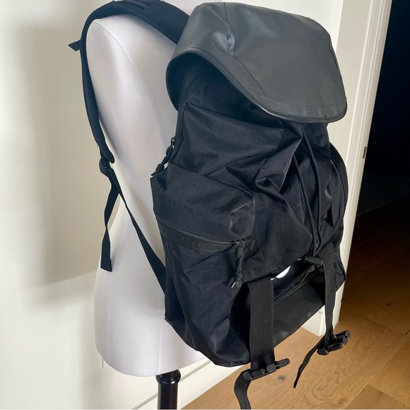 Y-3 Backpack - Picture 3 of 8